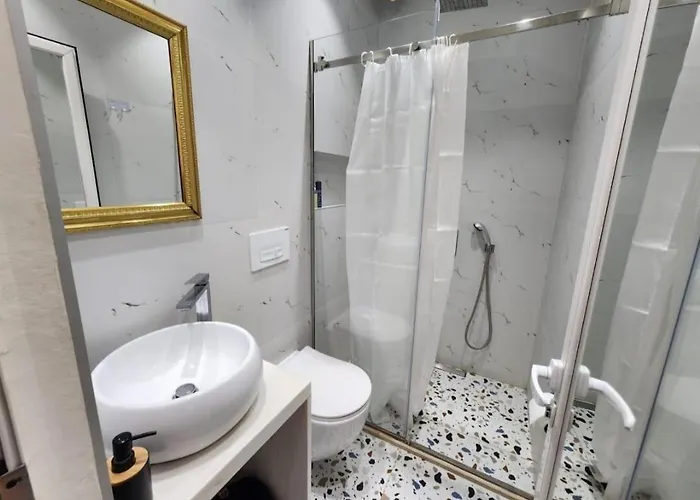 Central City Apartments דירה *