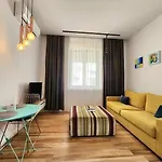 Central City Apartments Apartment *